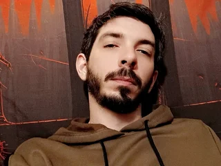 A_Str8_Dom
